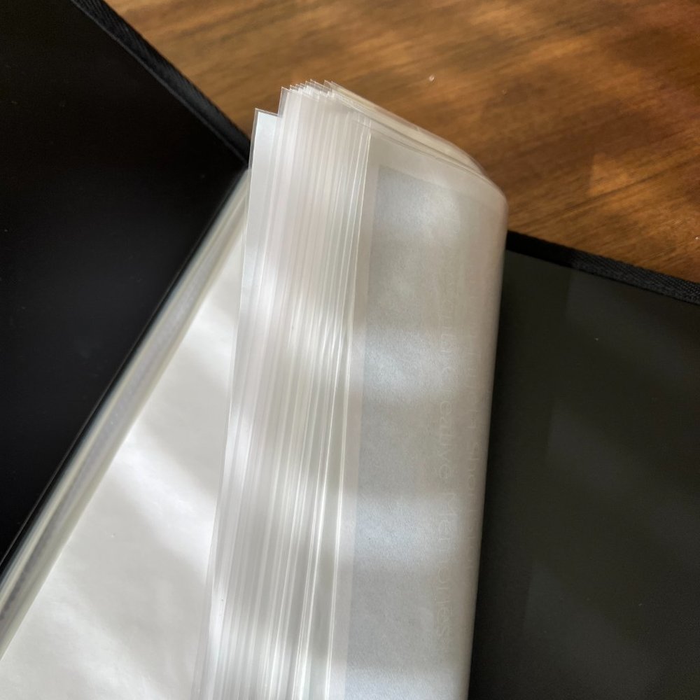 Presentation Folder - Picture 3 of 11